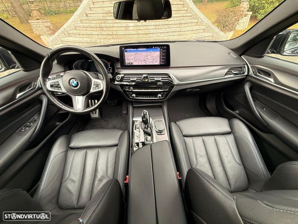 BMW 330 e Touring Pack M Auto - 8
