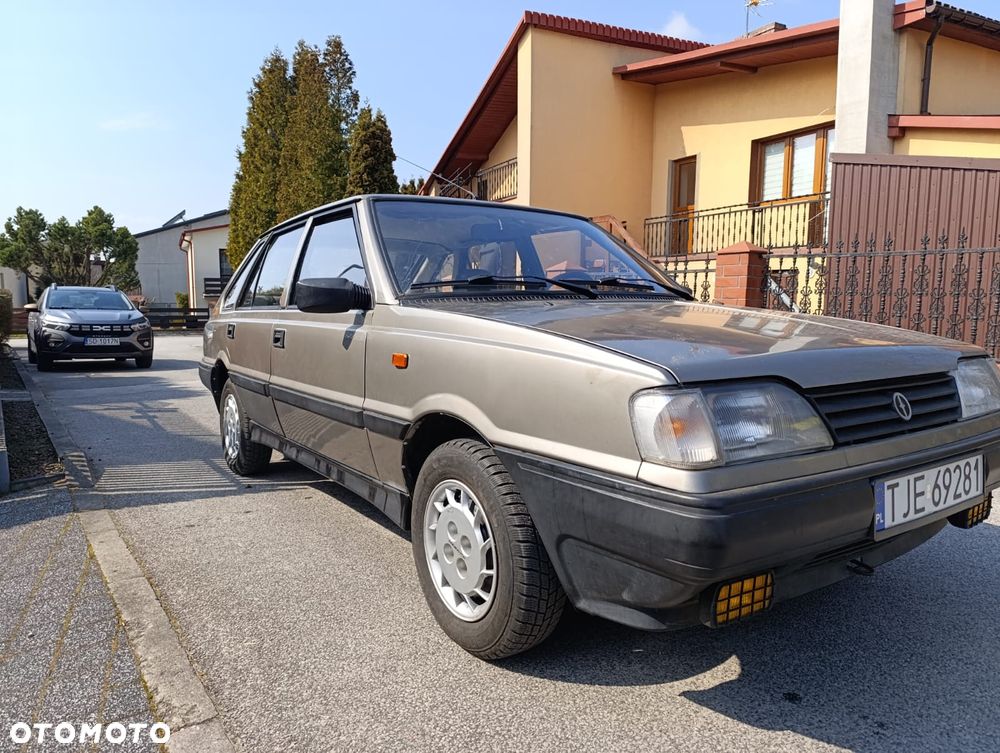 Polonez Caro - 5