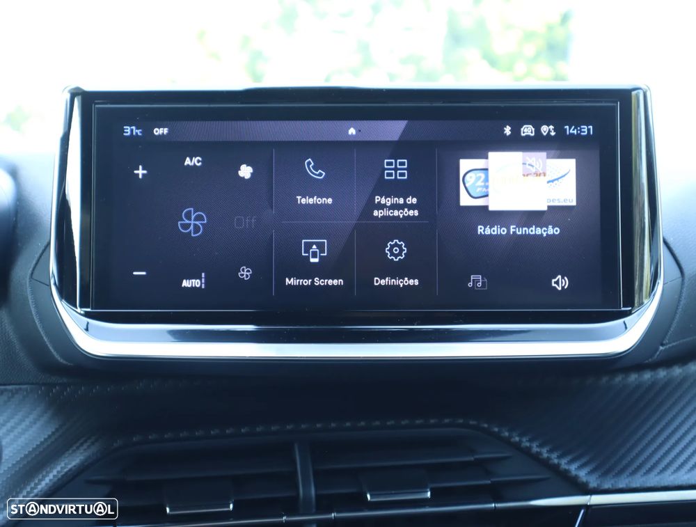Peugeot 2008 1.2 PureTech Allure - 40