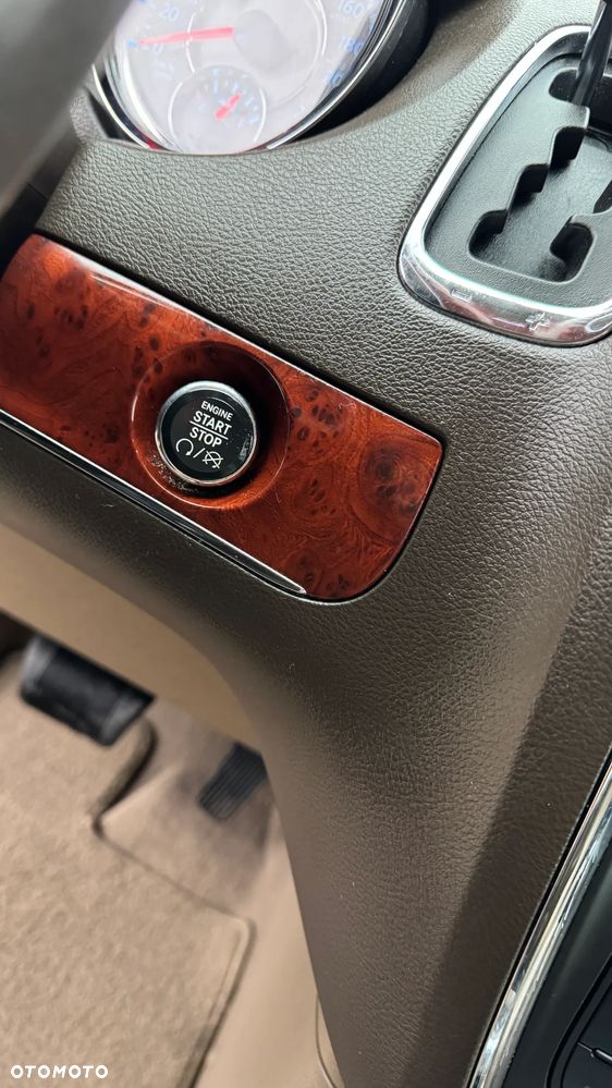 Chrysler Grand Voyager 2.8 CRD Limited - 20