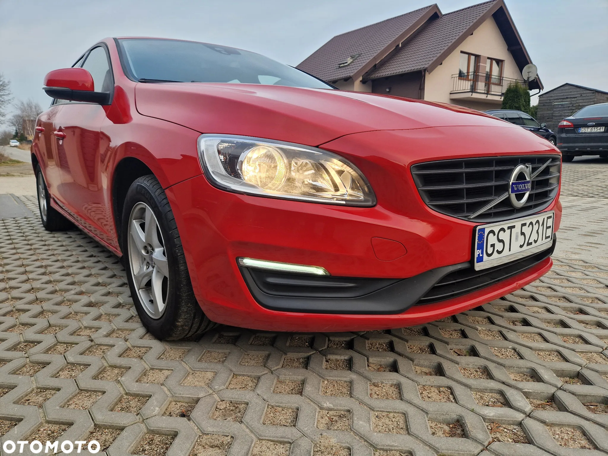 Volvo V60 D3 Drive-E Dynamic Edition (Kinetic) - 2
