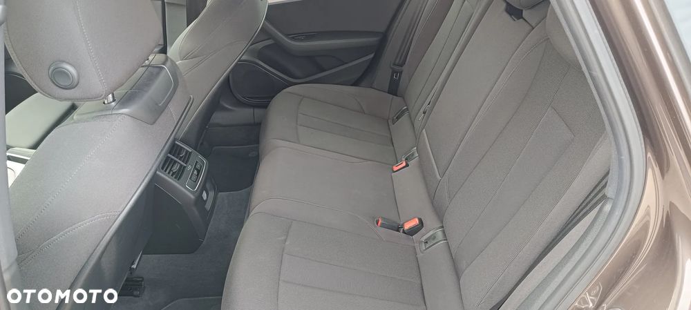 Audi A4 Allroad - 13