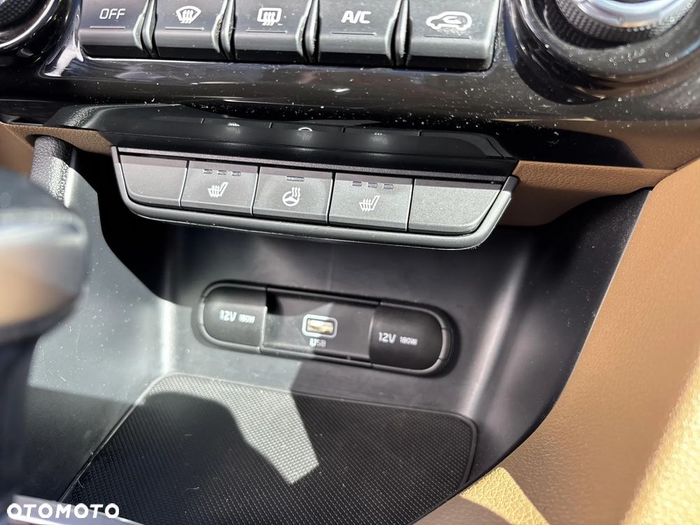 Kia Sportage 1.6 T-GDI Black Edition 2WD DCT - 22