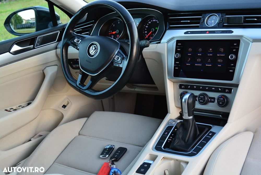 Volkswagen Passat - 10
