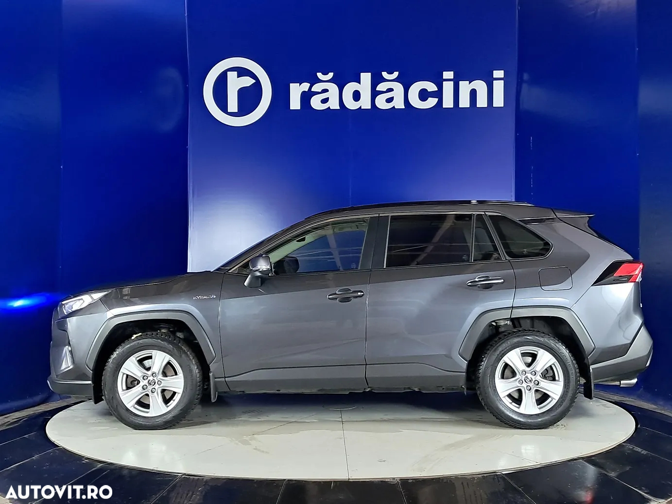 Toyota RAV4 - 2