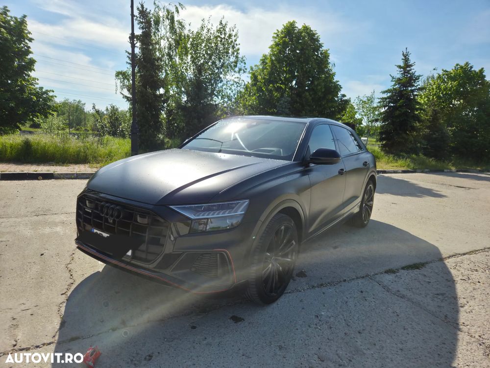 Audi Q8 - 1