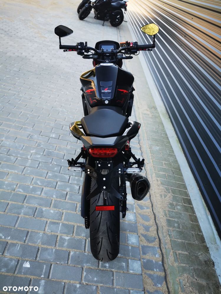 Honda Hornet - 16
