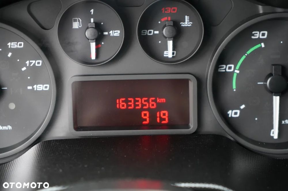 Iveco DAILY 35-130 / WYWROTKA TYLNOZSYPOWA / BLIŹNIAK / MANUAL / BEZ ADBLUE - 39