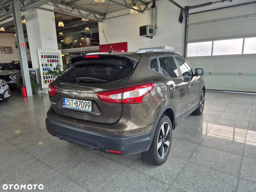 Nissan Qashqai 1.2 DIG-T Tekna - 10