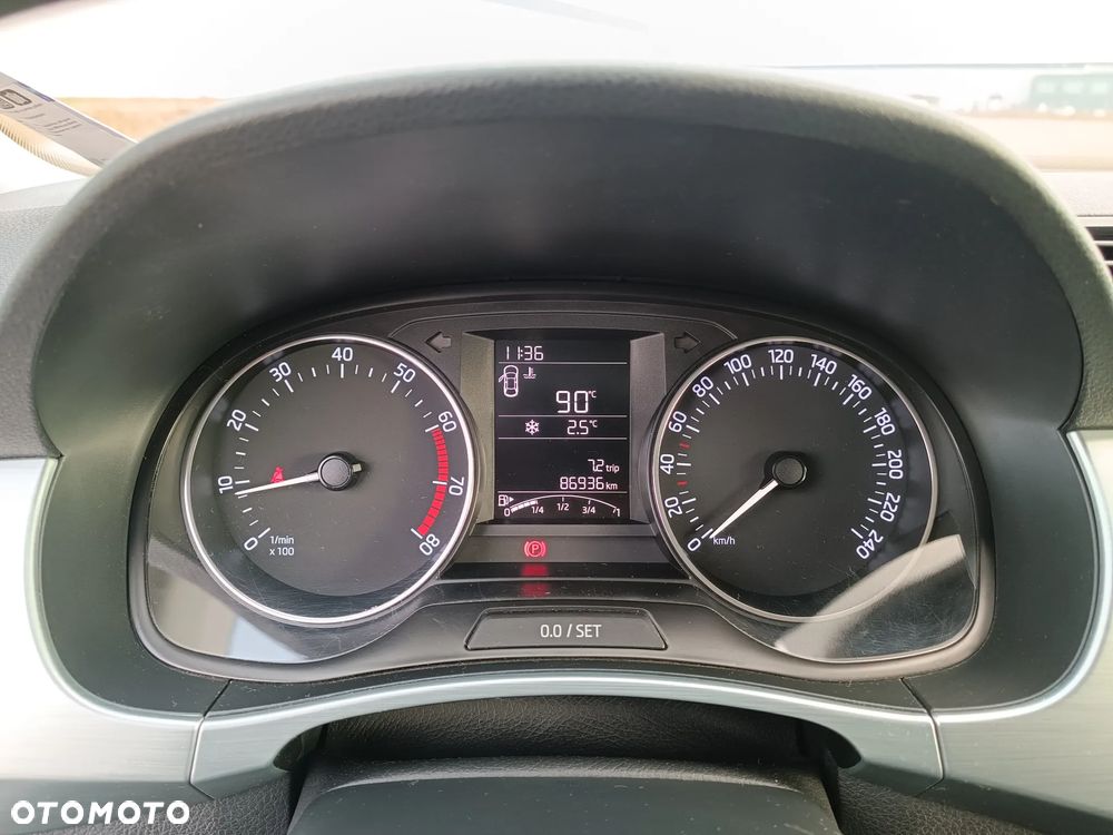 Skoda Fabia 1.0 Active - 11