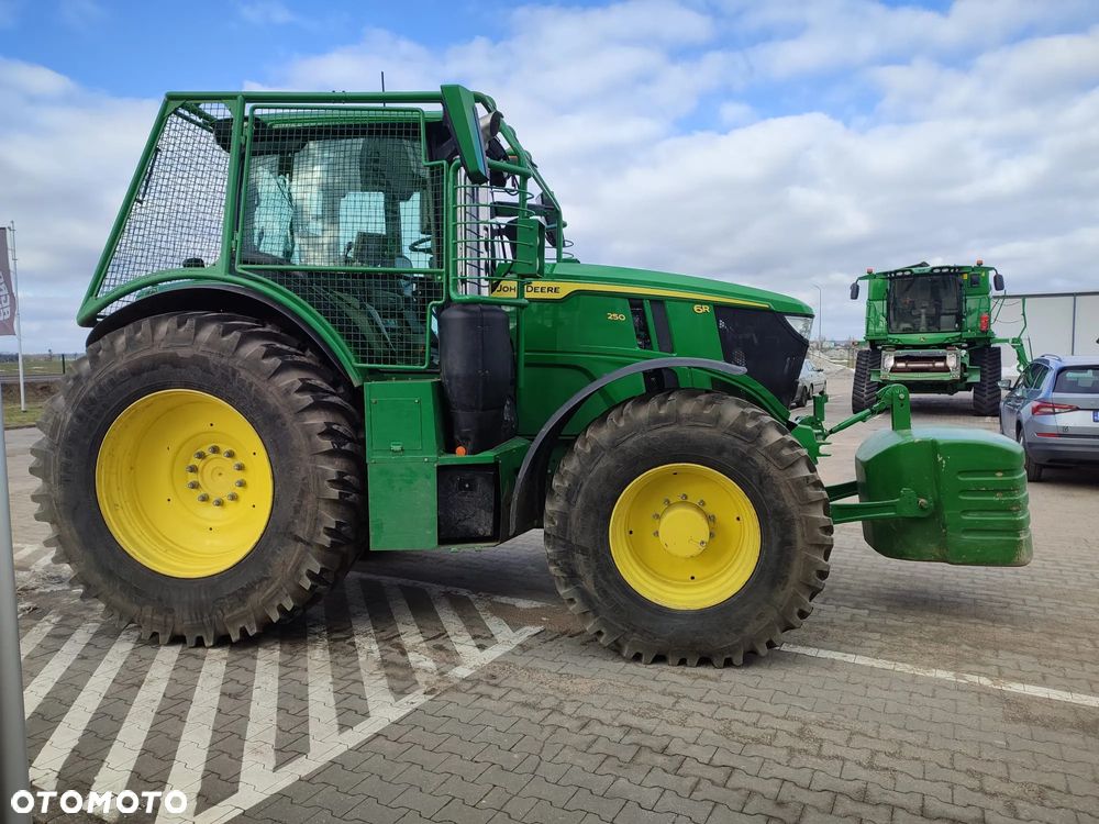 John Deere 6R250 - 5