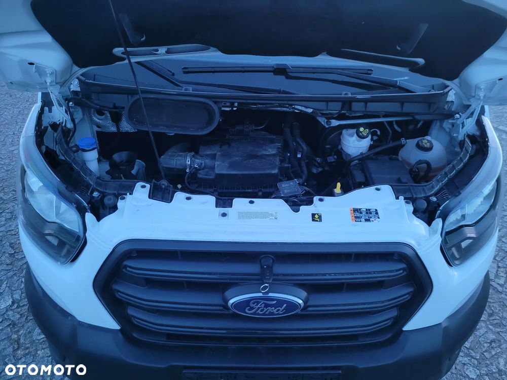 Ford Transit - 22