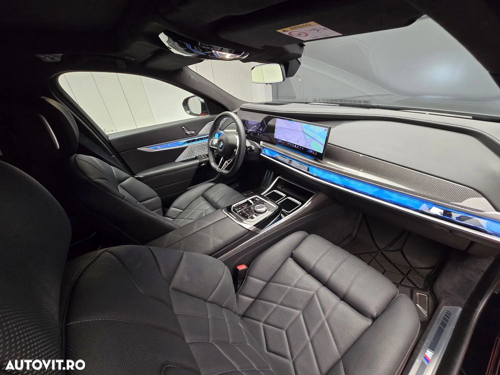 BMW Seria 7 740d xDrive MHEV - 16
