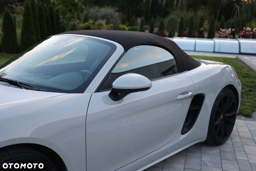 Porsche Boxster - 40