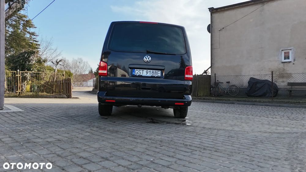 Volkswagen Multivan - 14