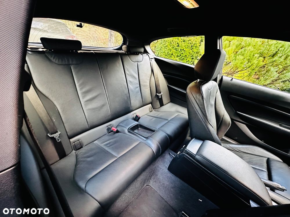 BMW Seria 1 120i GPF M Sport Shadow - 13