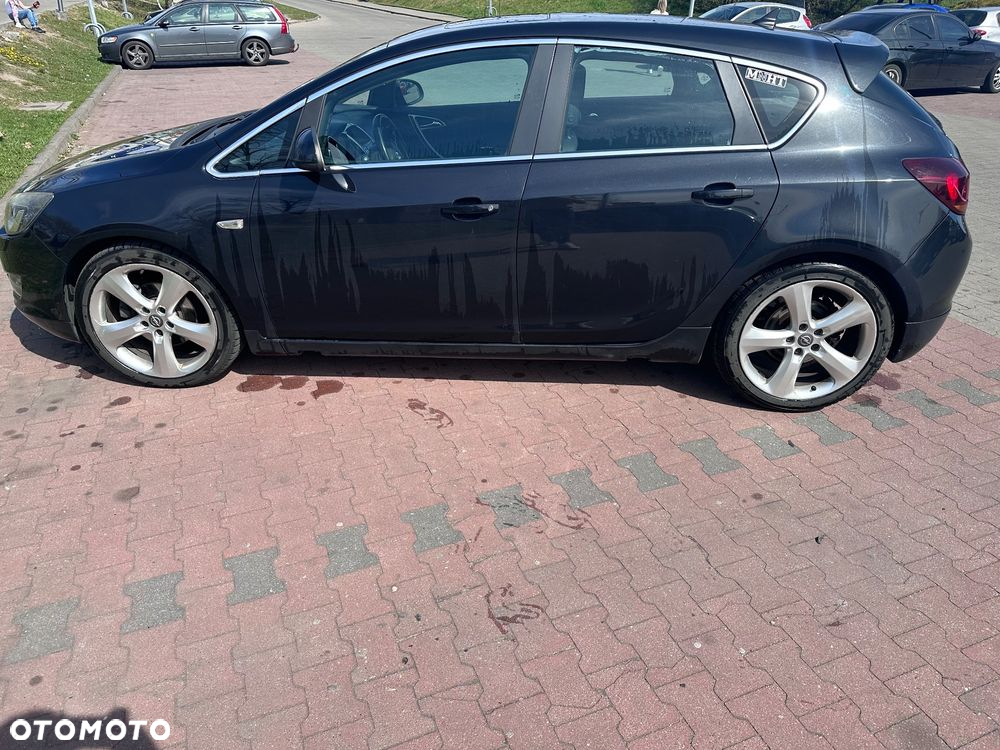 Opel Astra - 4