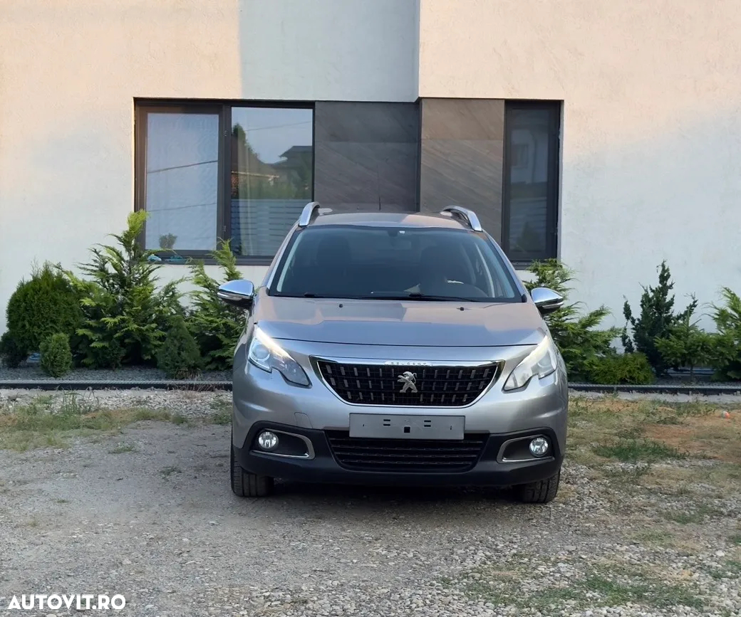 Peugeot 2008 PureTech 110 Style - 4