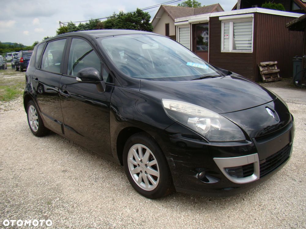 Renault Scenic 1.6 16V 110 TomTom Edition - 1