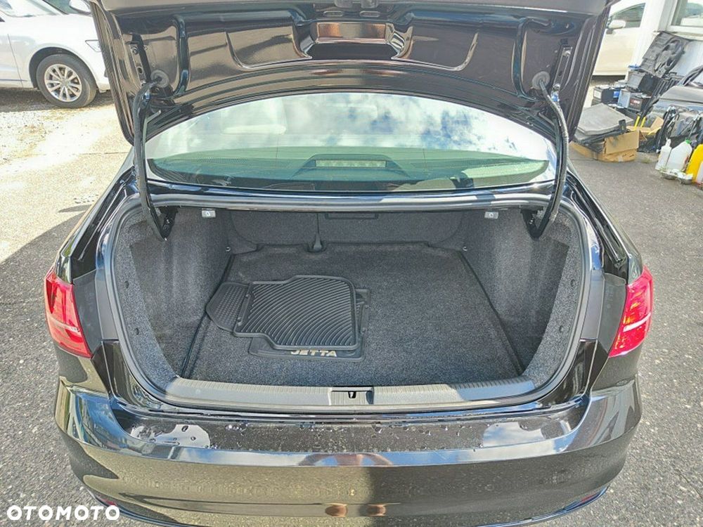 Volkswagen Jetta 1.8T SE - 33