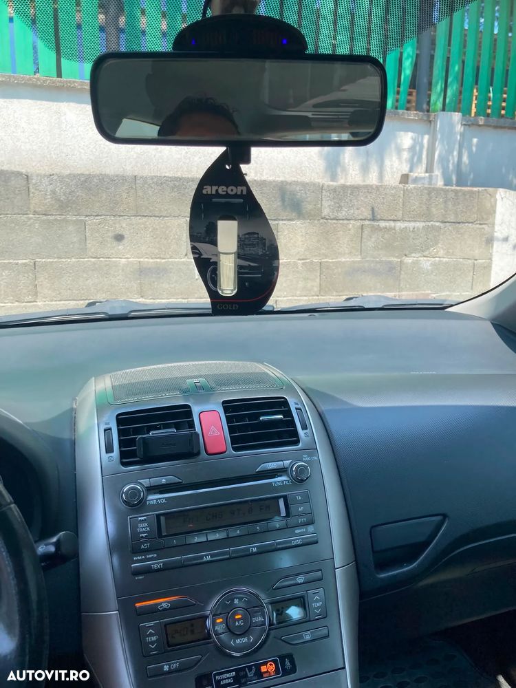 Toyota Auris - 8
