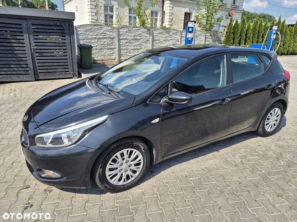 Kia Ceed 1.4 CVVT LX - 1