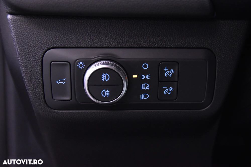 Ford Kuga - 15