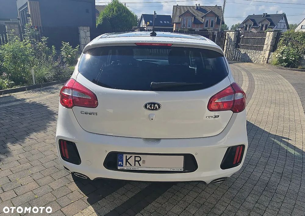 Kia Ceed 1.6 CRDi GT Line DCT - 11
