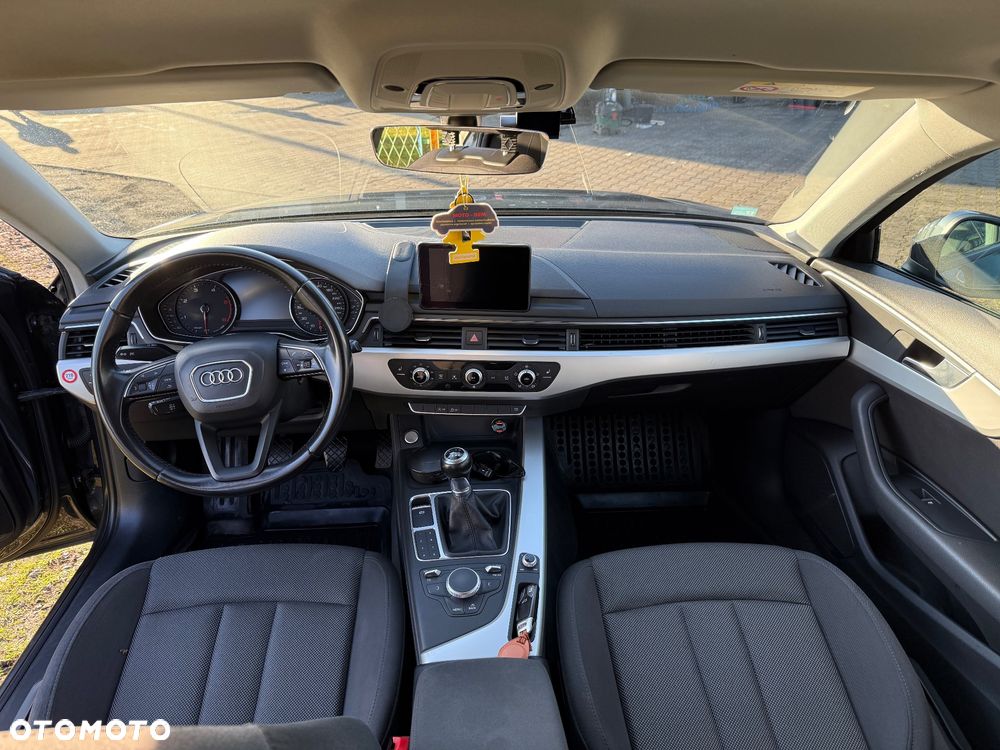 Audi A4 Avant 2.0 TDI - 13