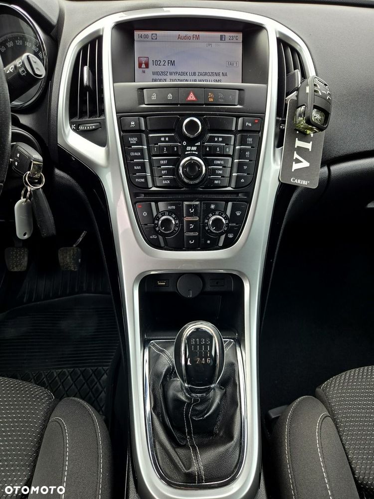 Opel Astra 1.4 T Cosmo EU6 - 20