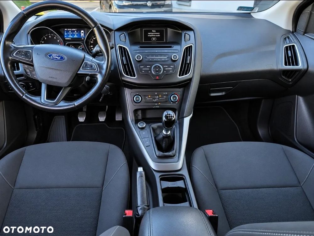 Ford Focus 1.5 EcoBoost Titanium ASS - 7