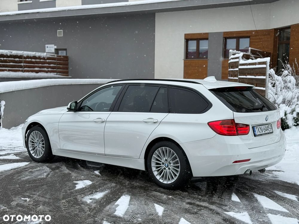 BMW Seria 3 320d xDrive Sport Line - 11