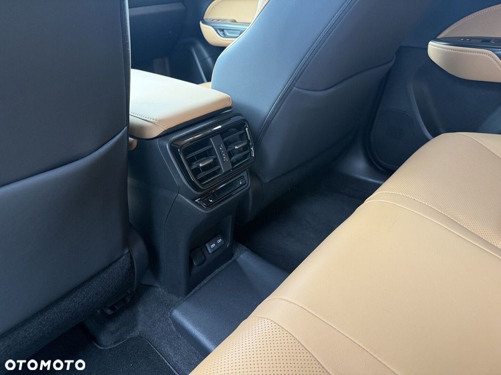 Lexus NX - 10