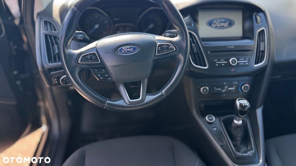 Ford Focus 1.0 EcoBoost STart-Stopp-System TITANIUM - 14