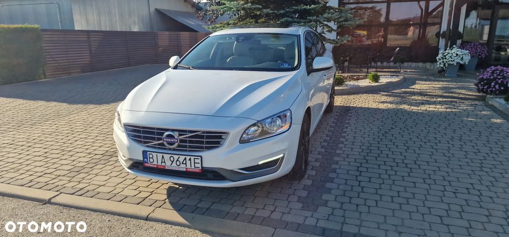 Volvo S60 - 2