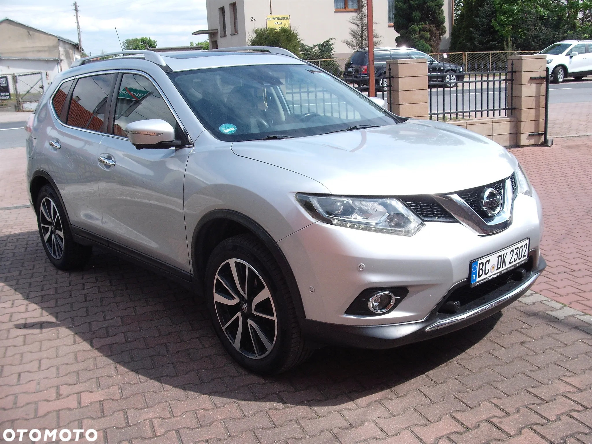 Nissan X-Trail - 4