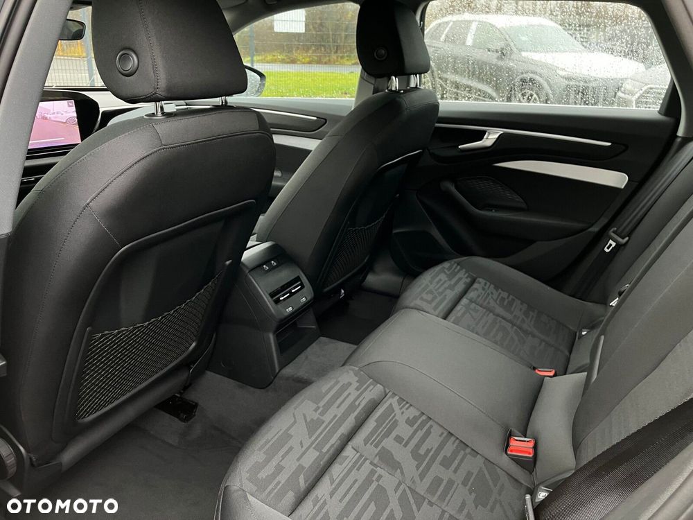 Audi A6 Avant - 22
