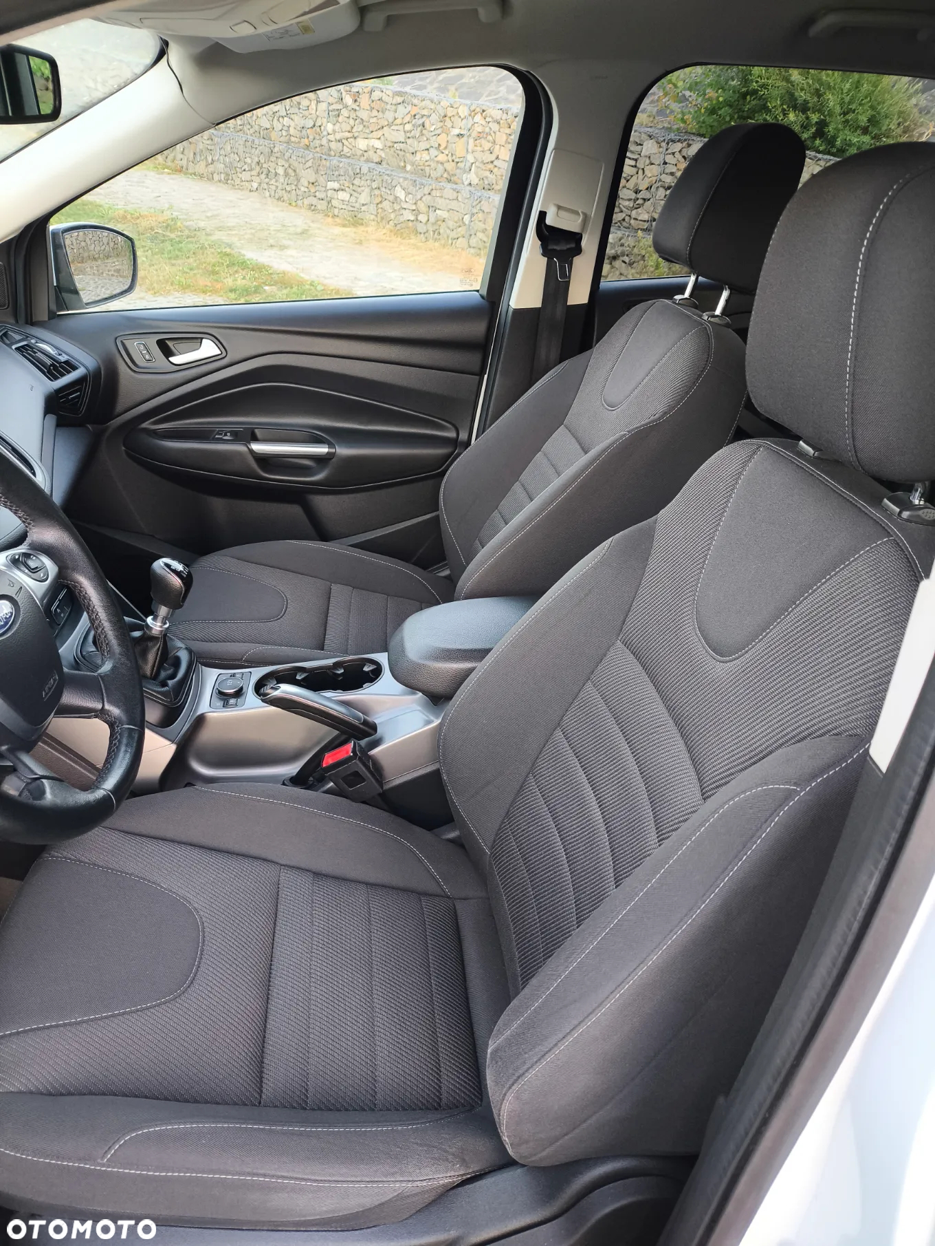 Ford Kuga 1.5 EcoBoost 2x4 Black & Silver - 23