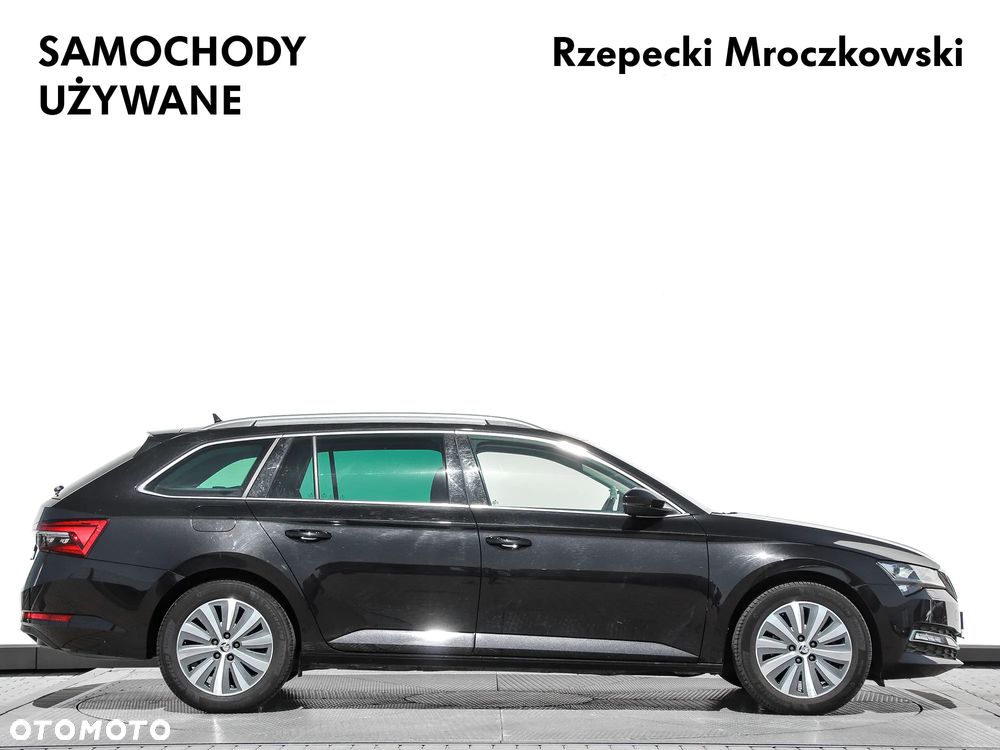 Skoda Superb 2.0 TDI SCR Style DSG - 4
