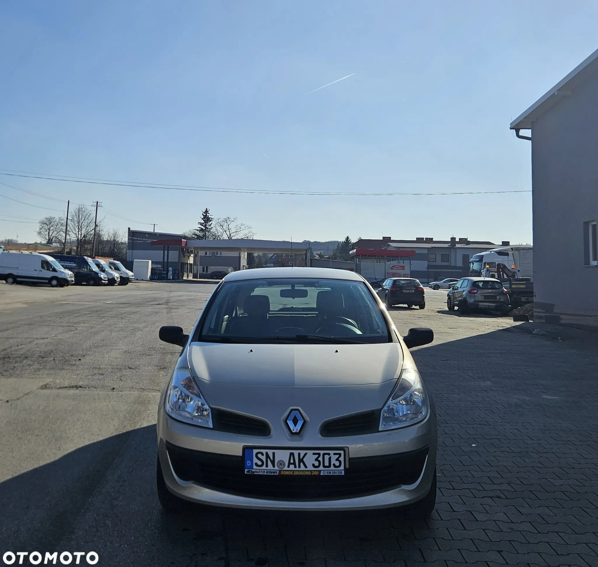 Renault Clio - 9