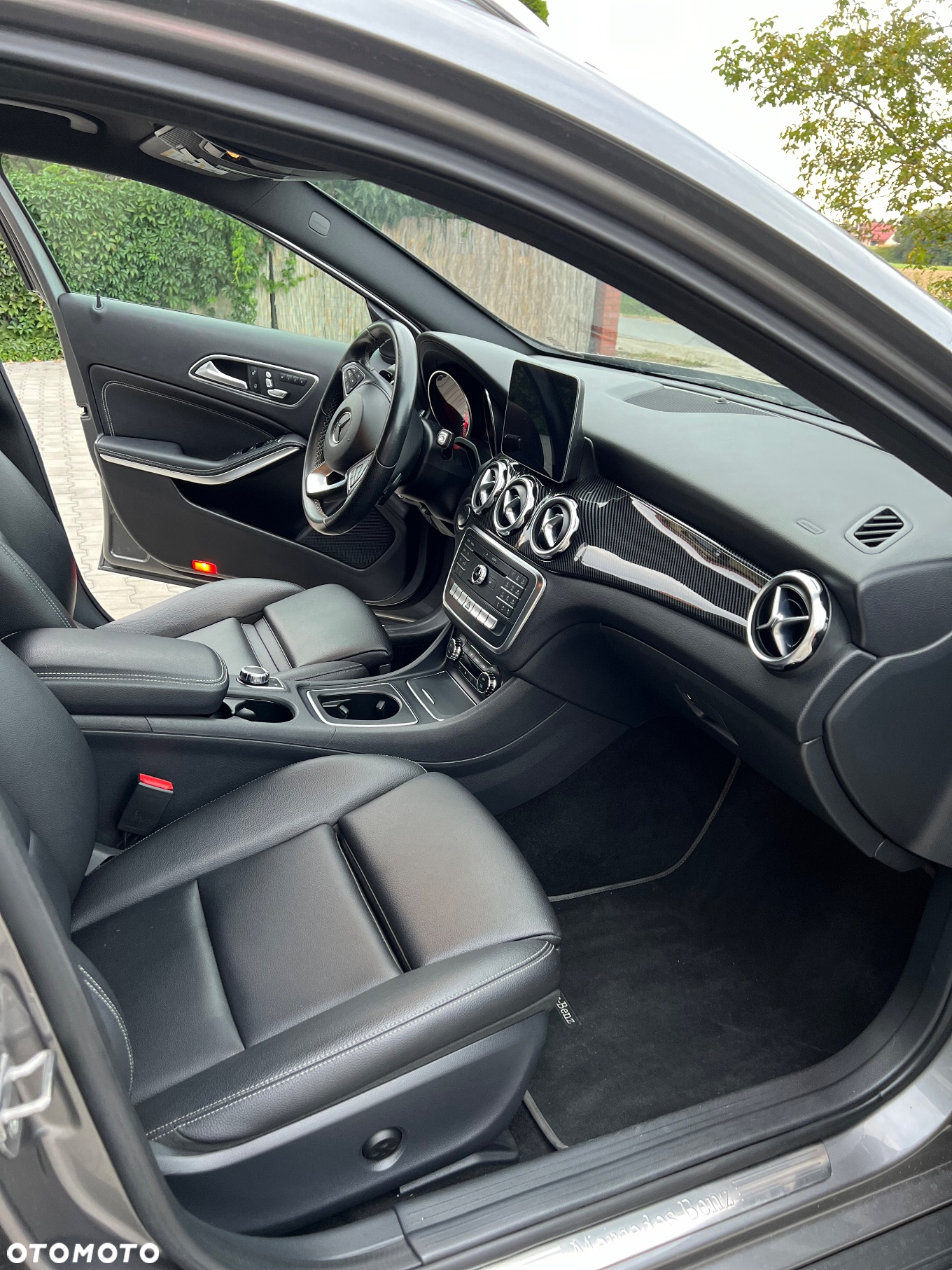 Mercedes-Benz GLA 250 7G-DCT AMG Line - 6