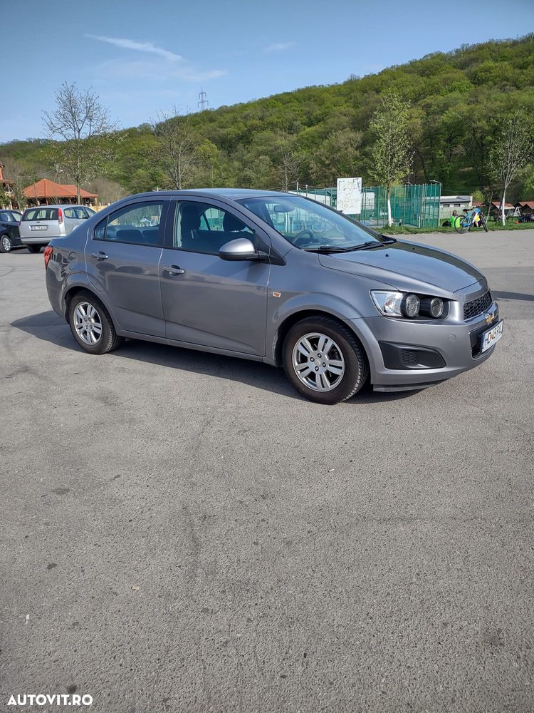 Chevrolet Aveo 1.2 DOHC 86 CP MT5 LT Plus - 1