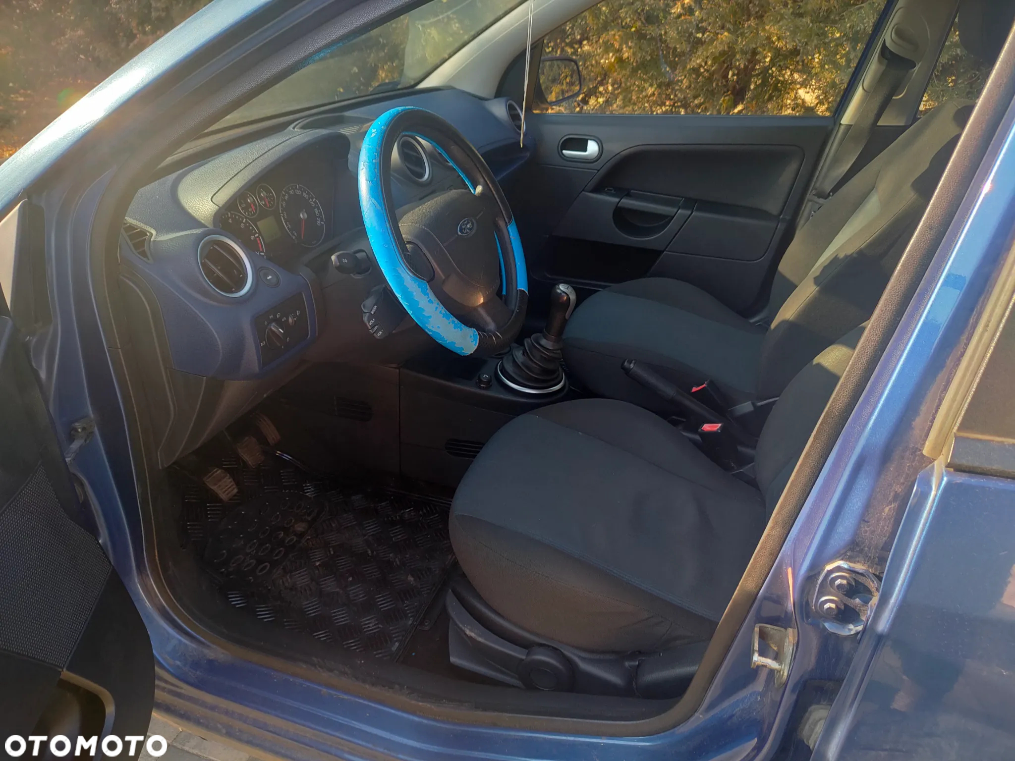 Ford Fiesta 1.4 Ambiente - 14