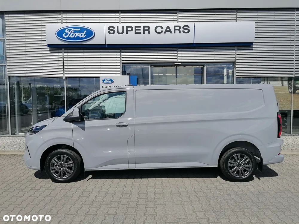 Ford CUSTOM VAN LIMITED - 3