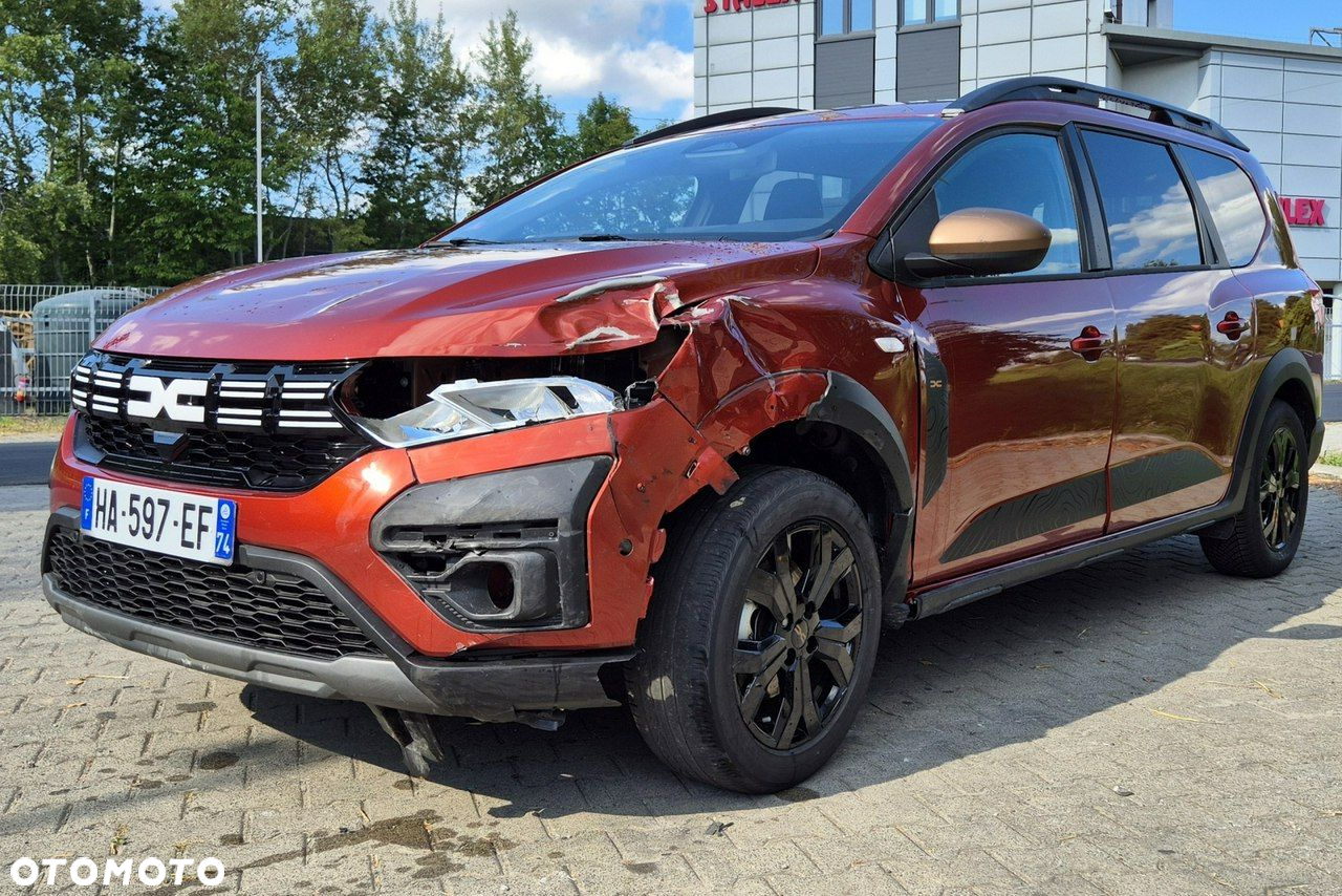 Dacia Jogger 1.6 Full Hybrid 140 Extreme MMT - 4