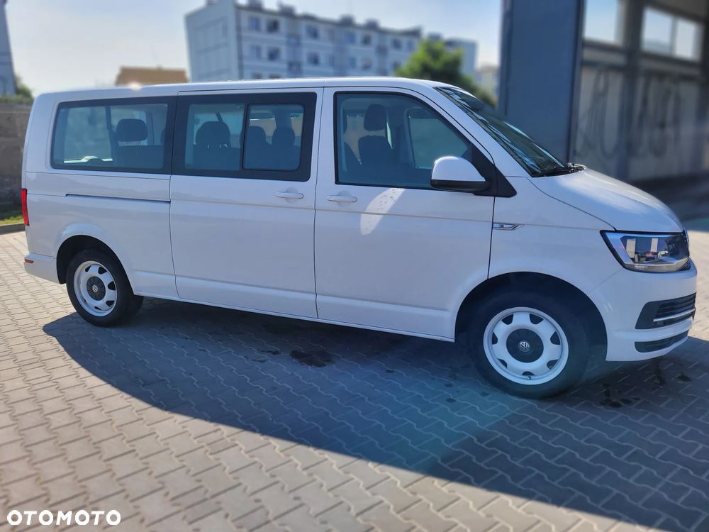 Volkswagen Caravelle 2.0 TDI L2 Comfortline DSG - 18