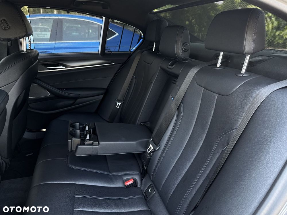 BMW Seria 5 - 23