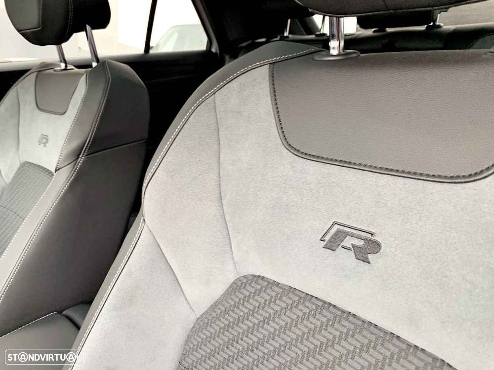 VW T-Roc 2.0 TSI OPF 4MOTION DSG - 27