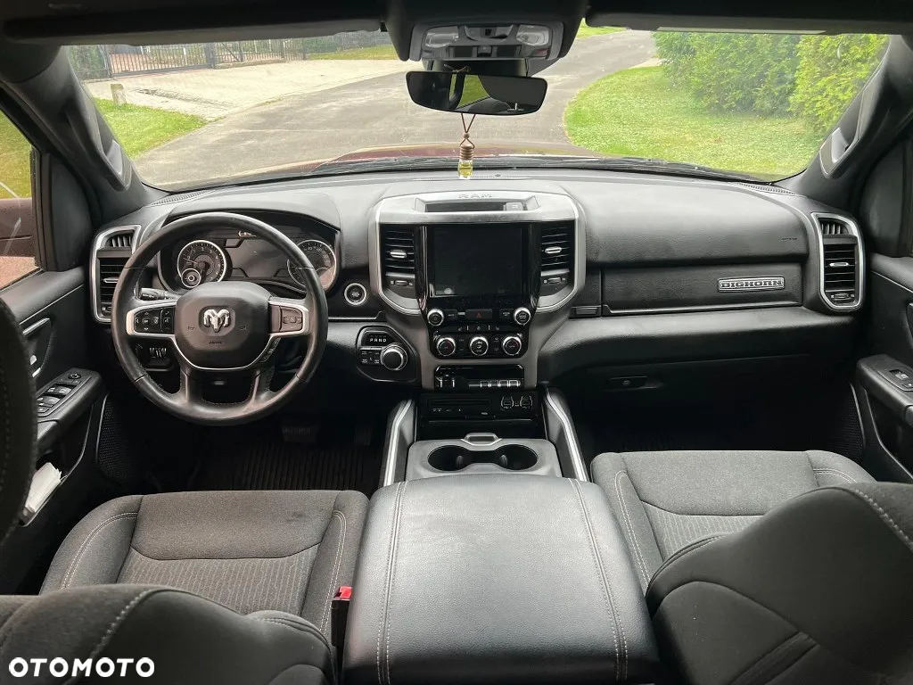 Dodge RAM 1500 5.7 4x4 - 10