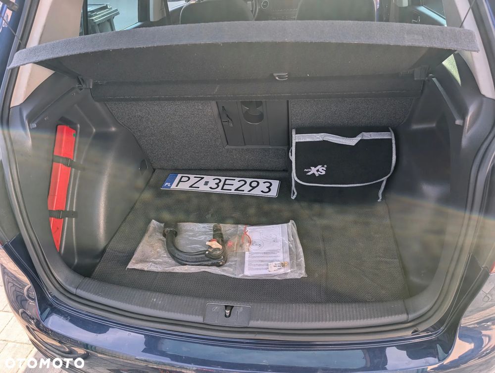 Volkswagen Golf Plus 1.6 United - 12